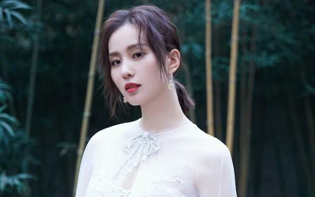 刘诗诗爆料肖战了吗视频,独家爆料视频揭秘真相 第2张 刘诗诗爆料肖战了吗视频,独家爆料视频揭秘真相 第2张